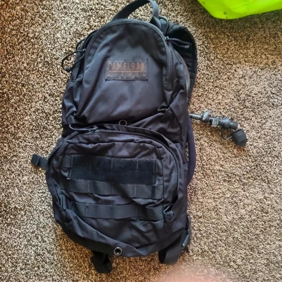 2 ltr camelback - Picture 1 of 1